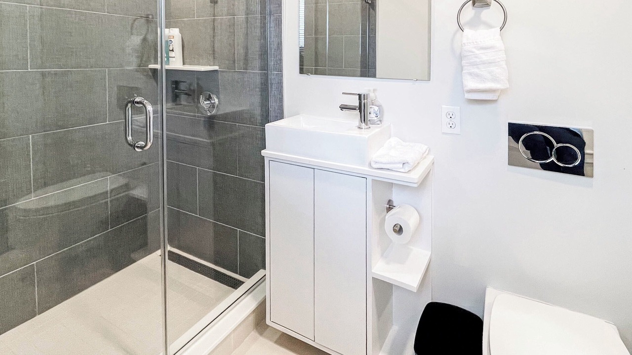 Photo of Bathroom in Neponset - Port Norfolk