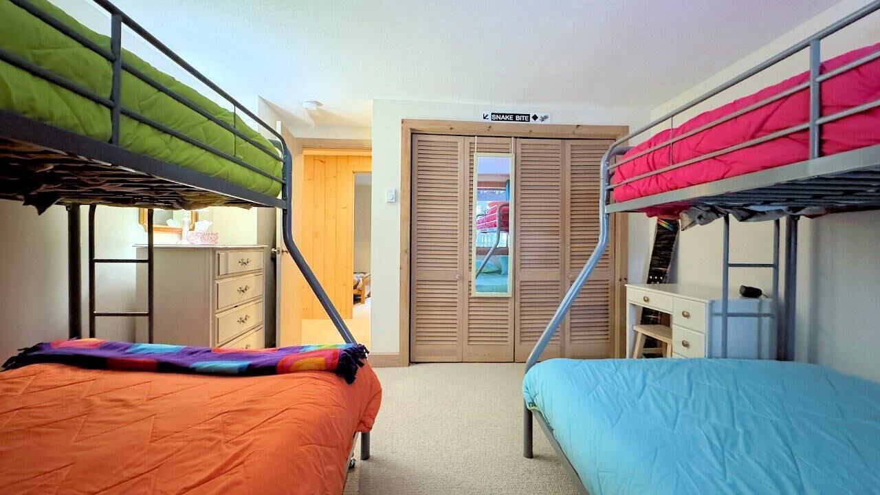 Photo of Bedroom in Bromley Mountain