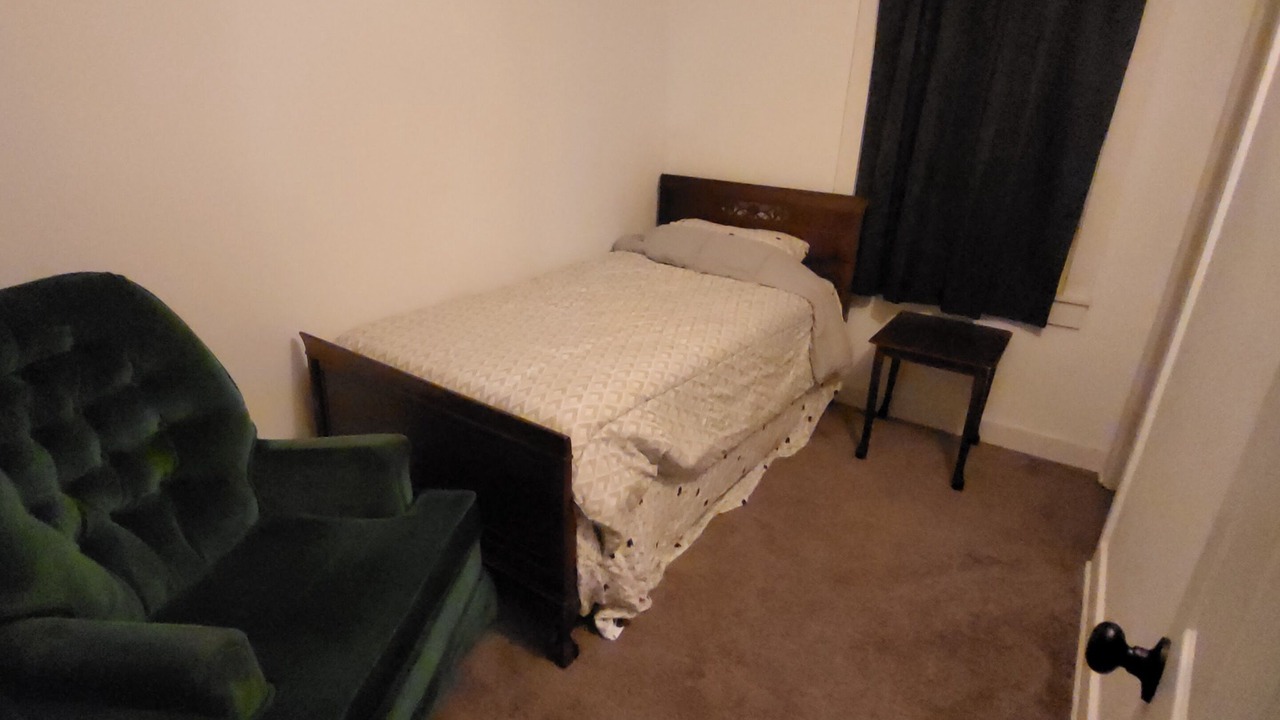 Photo of Bedroom in Wales Center