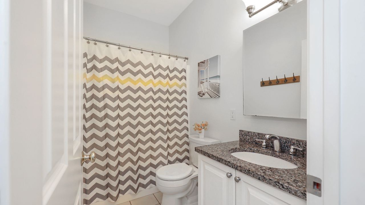 Photo of Bathroom in Summer Village