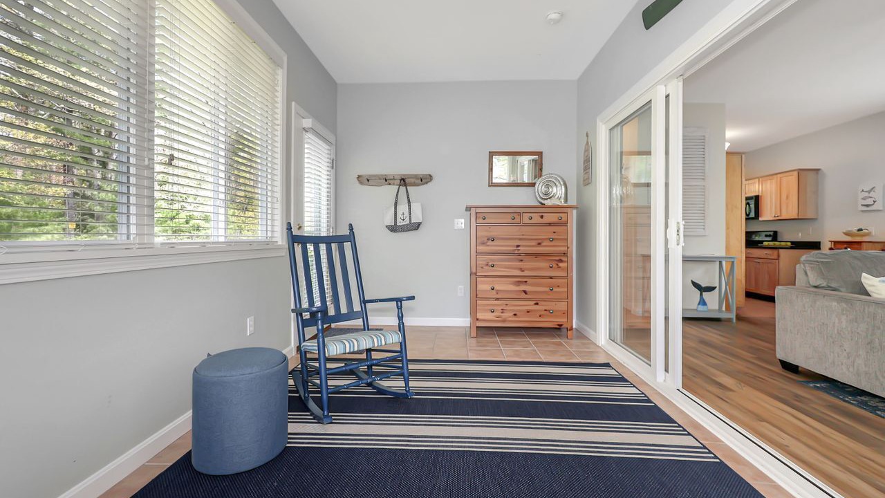 Photo of Livingroom in Summer Village