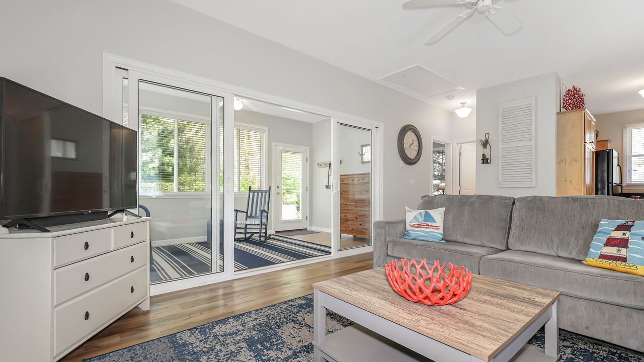 Photo of Livingroom in Summer Village