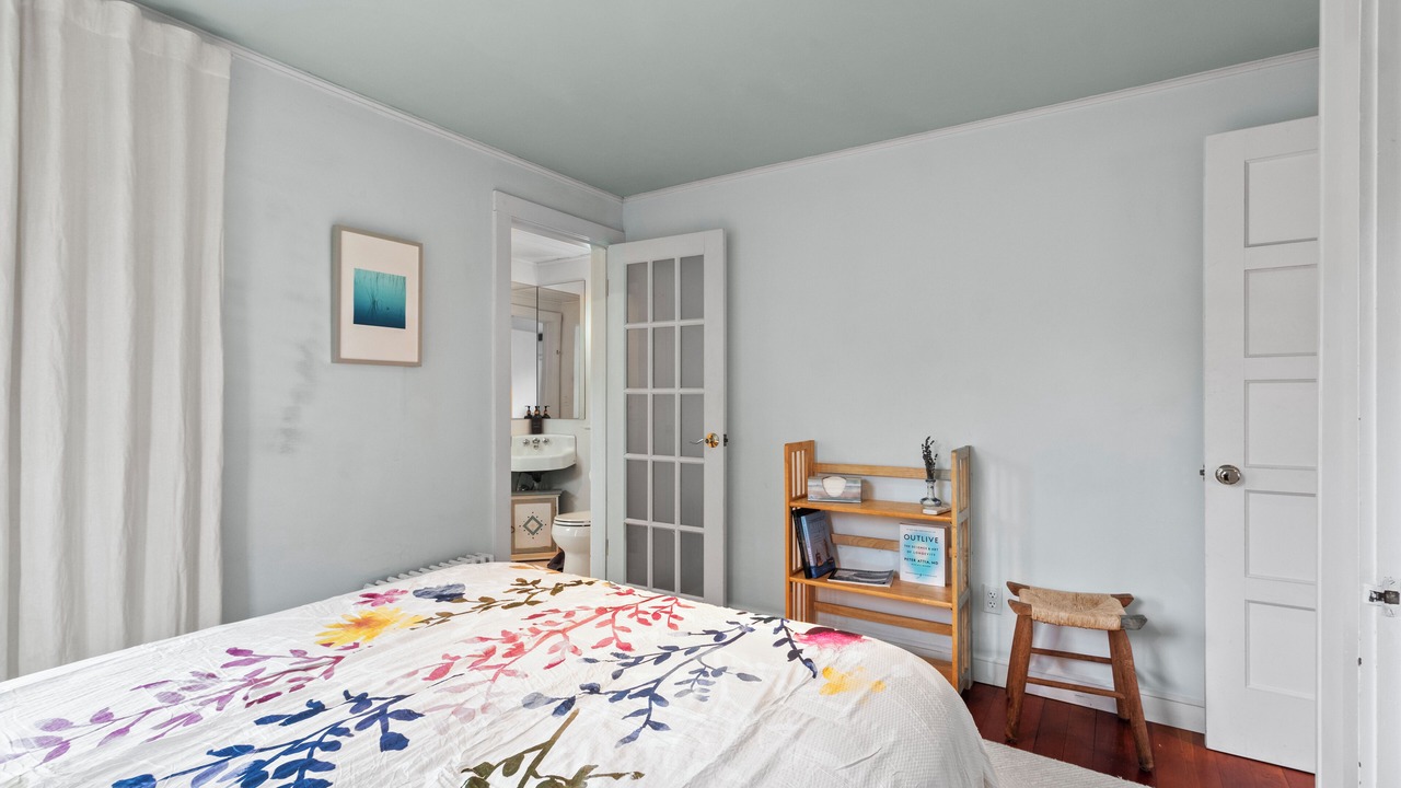 Photo of Bedroom in Mystic