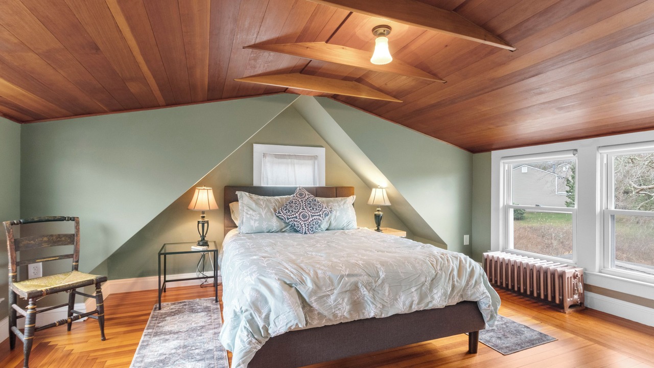 Photo of Bedroom in Mystic
