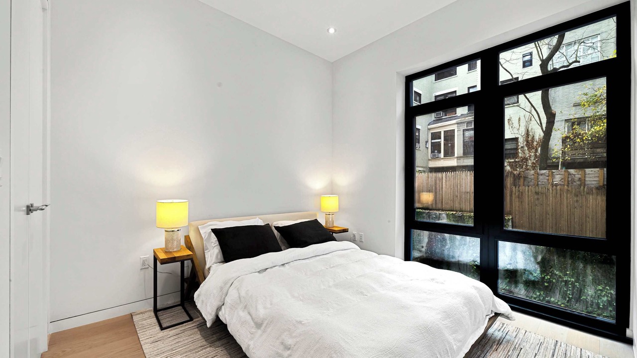 Photo of Bedroom in Bloomingdale