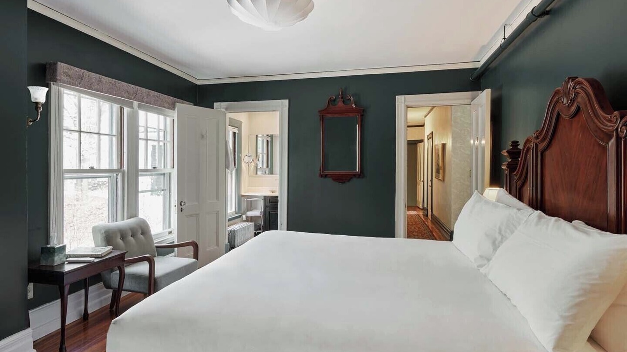 Photo of Bedroom in Lenox