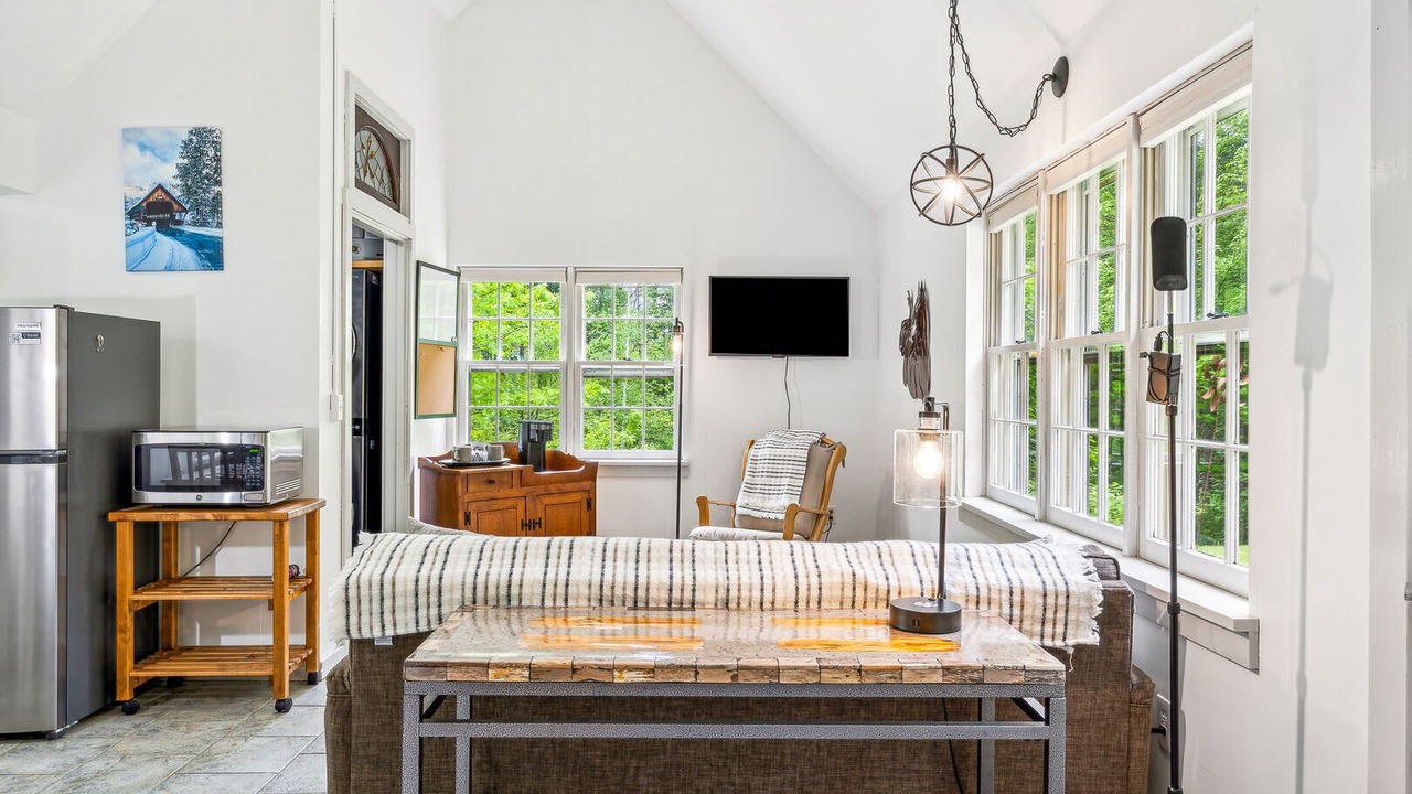 Photo of Livingroom in Brownsville
