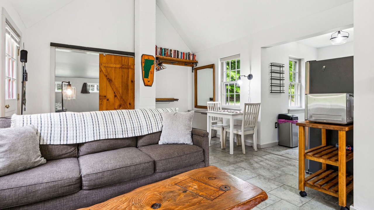 Photo of Livingroom in Brownsville