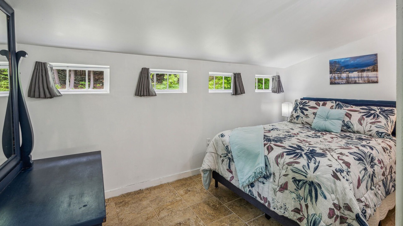 Photo of Bedroom in Brownsville
