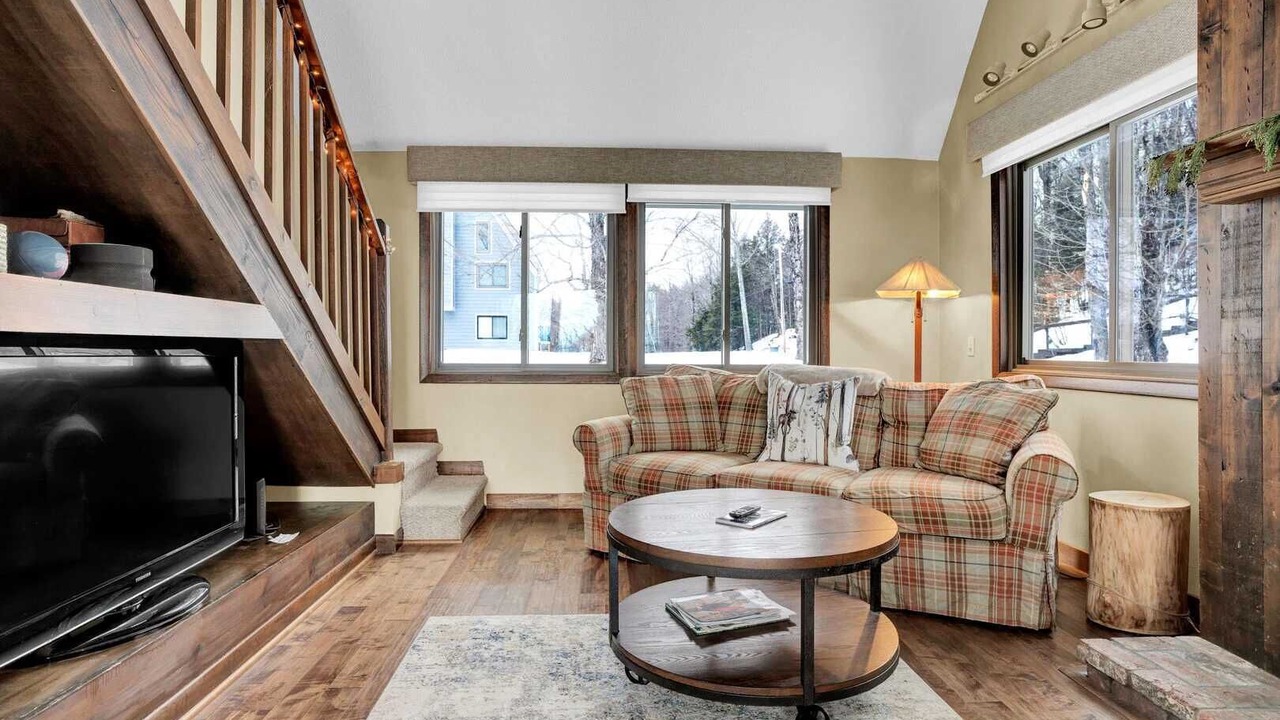 Photo of Livingroom in West Hartford