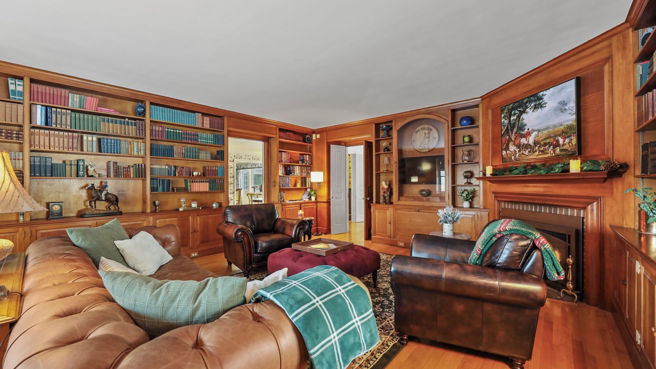 Photo of Livingroom in Pittsfield