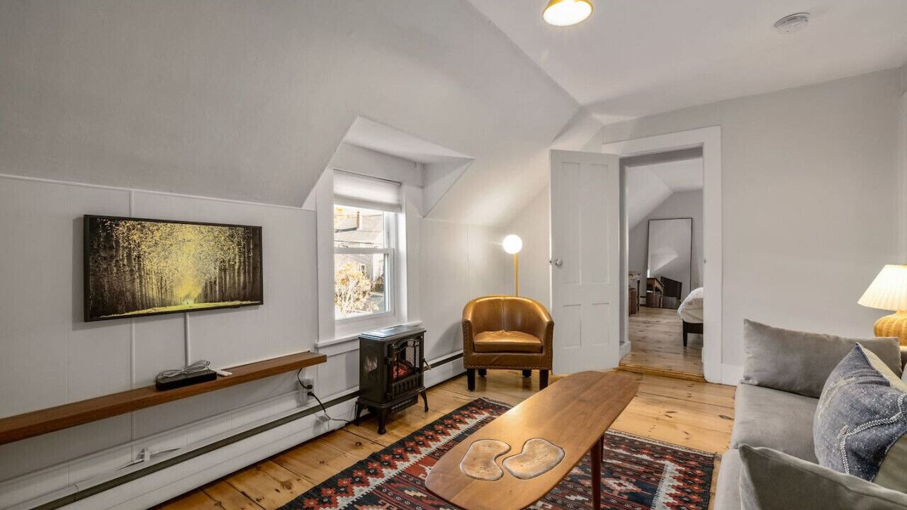 Photo of Livingroom in Portsmouth