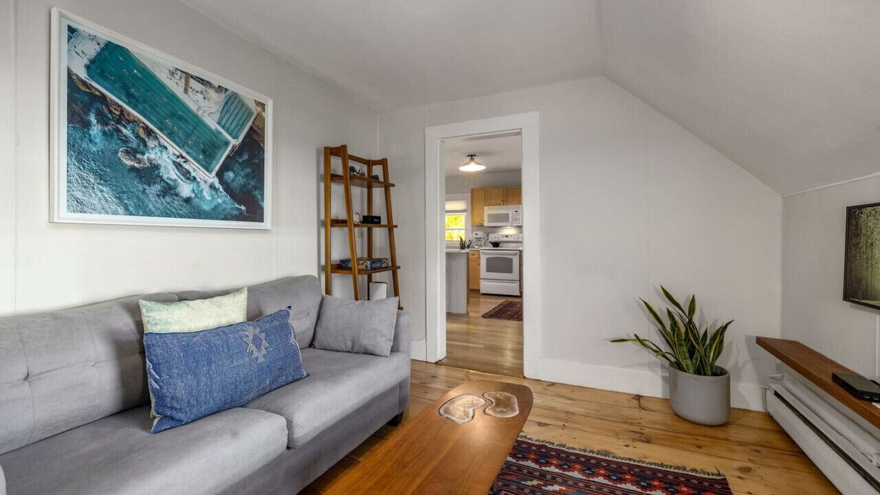 Photo of Livingroom in Portsmouth