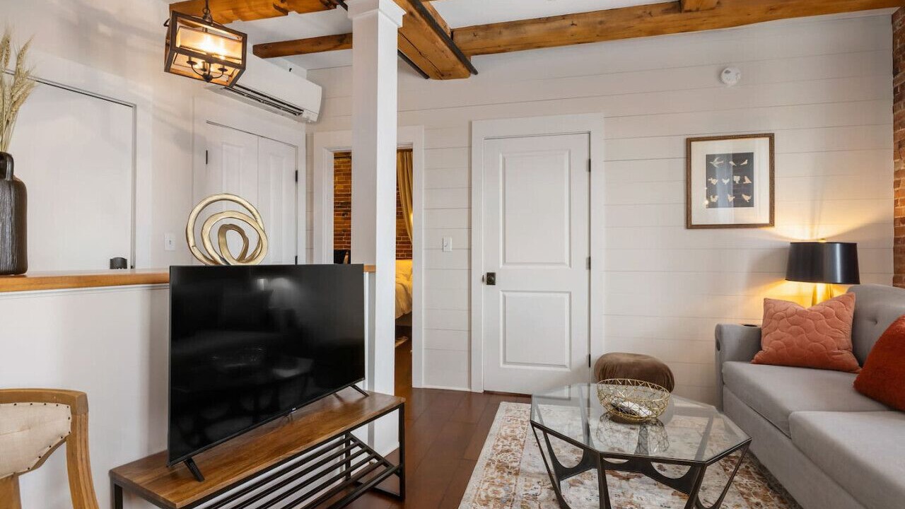Photo of Livingroom in Portsmouth