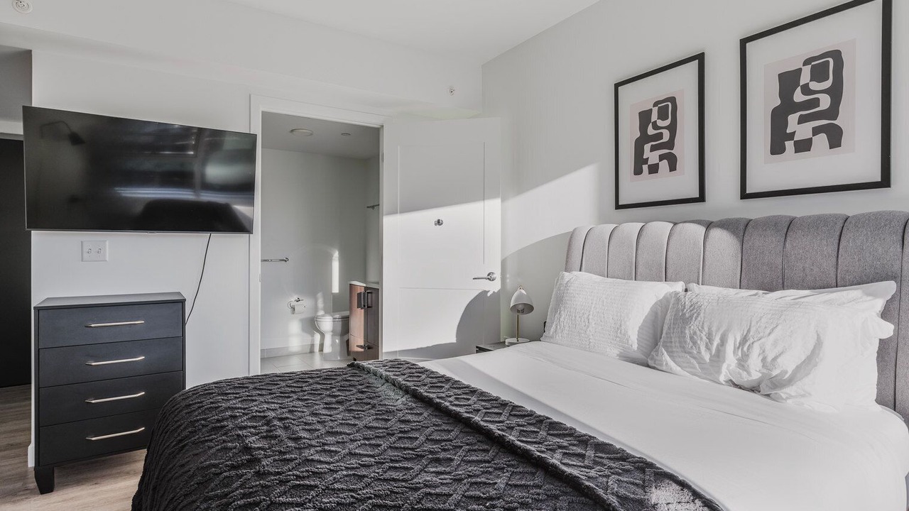 Photo of Bedroom in Central Square