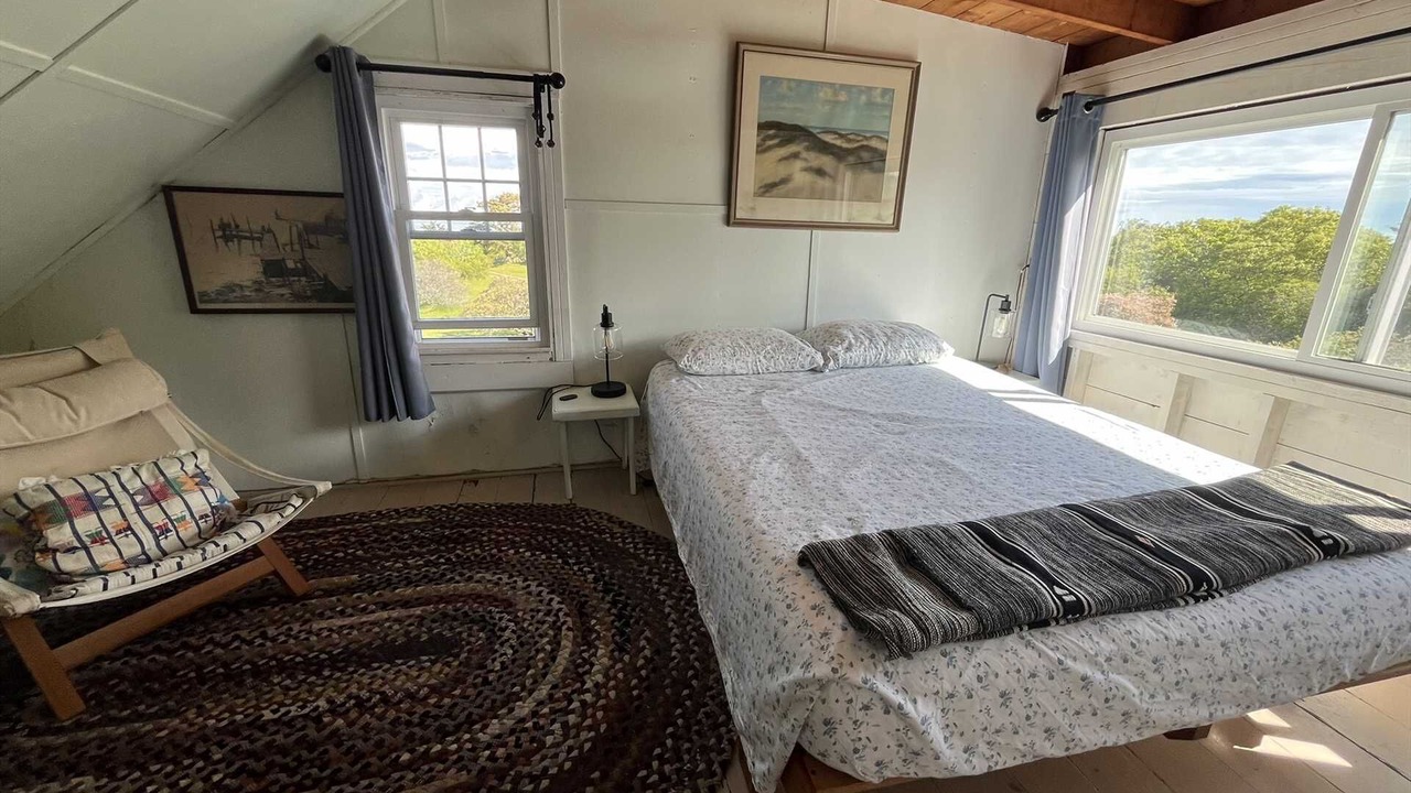 Photo of Bedroom in Aquinnah