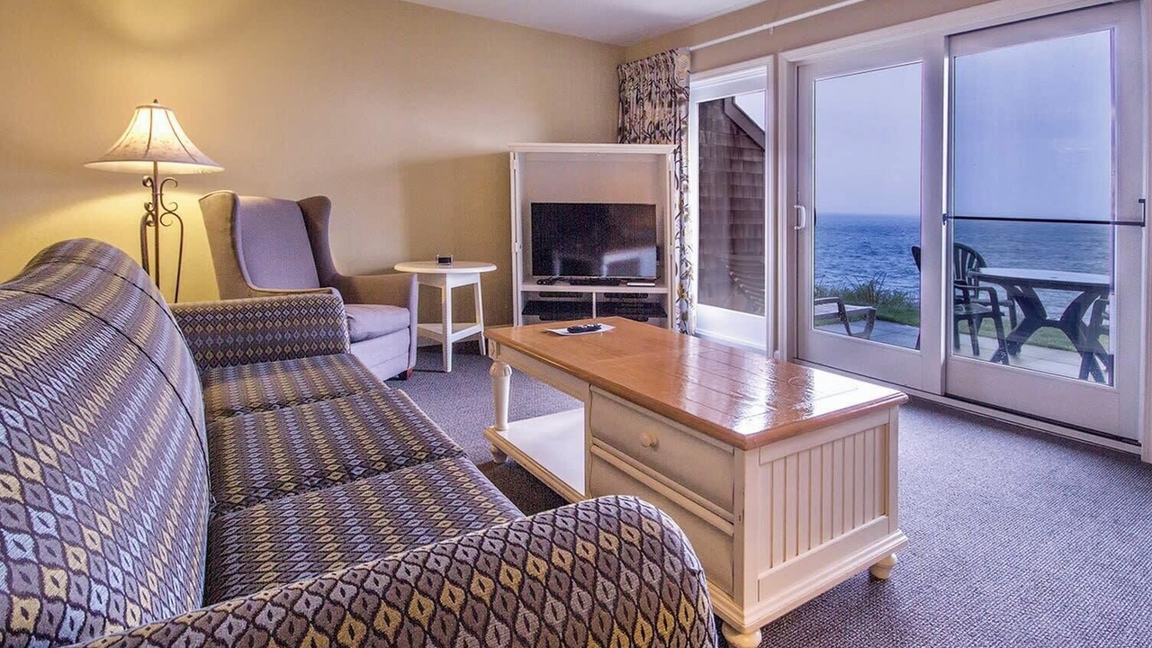 Photo of Livingroom in Jamestown
