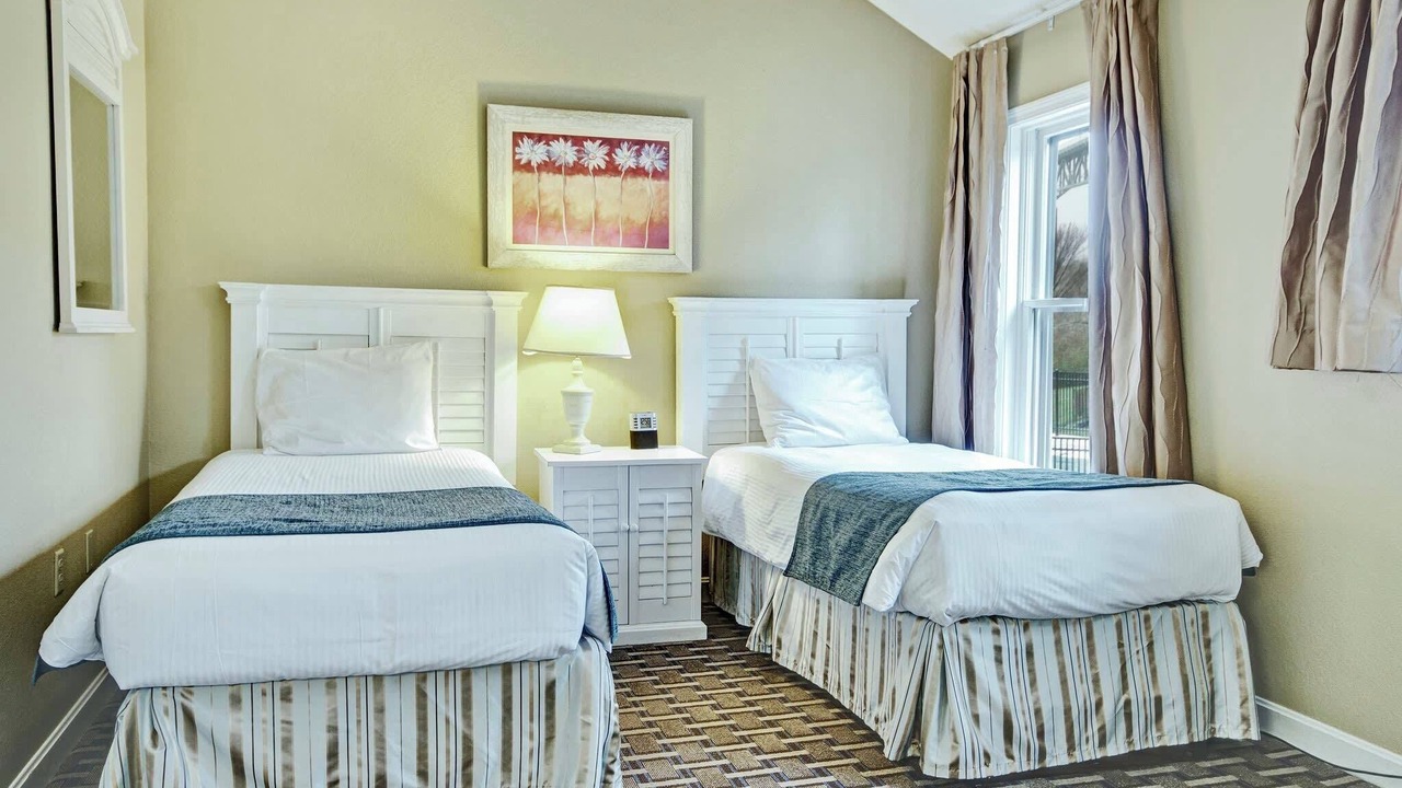 Photo of Bedroom in Jamestown