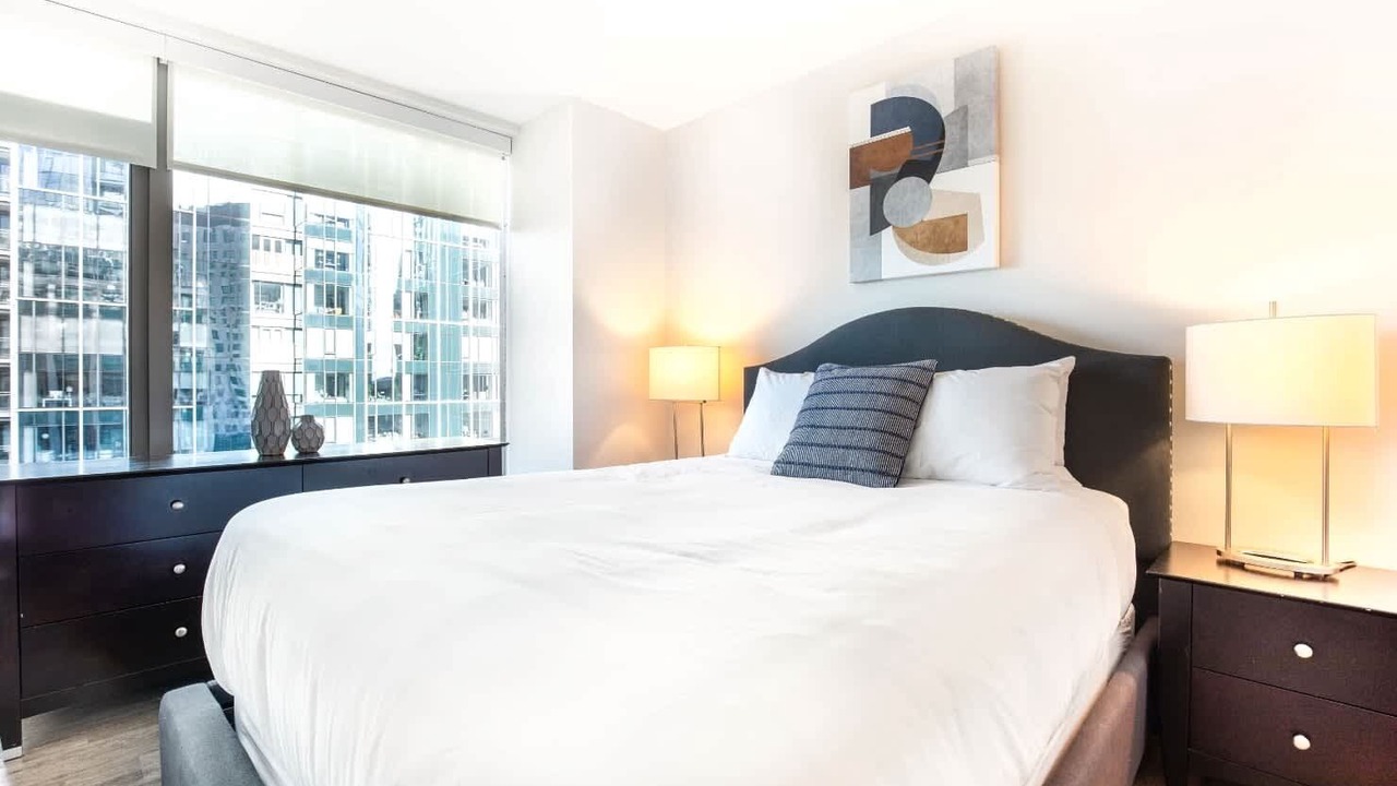 Photo of Bedroom in Seaport District