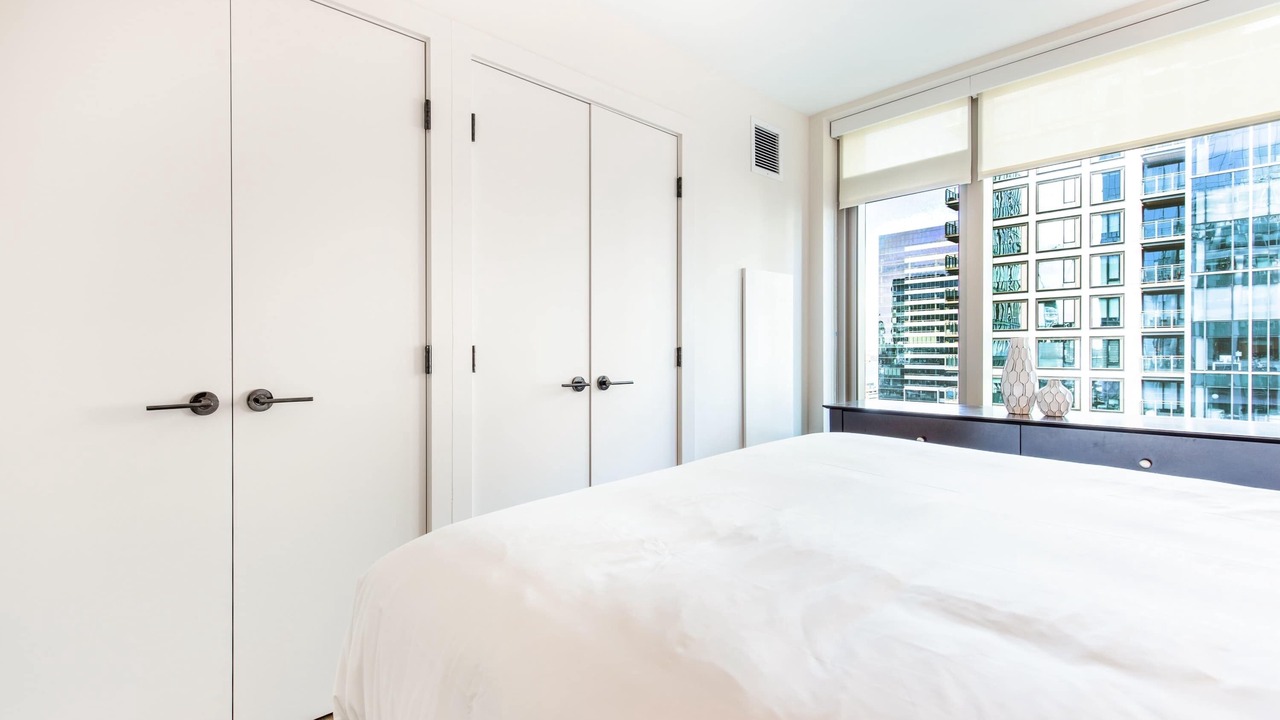 Photo of Bedroom in Seaport District