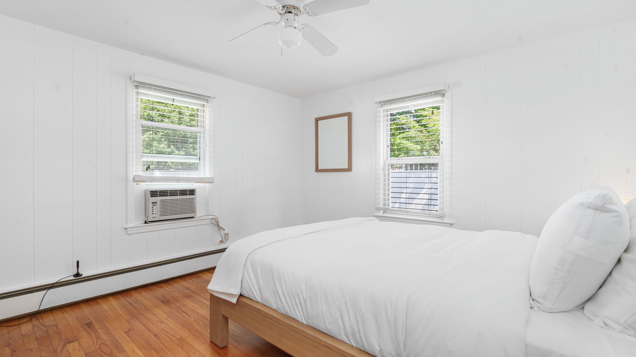 Photo of Bedroom in Bristol