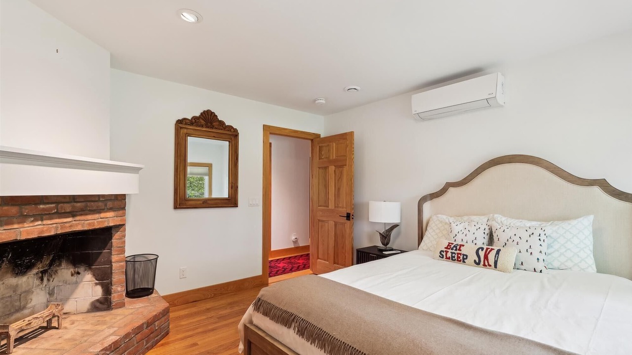 Photo of Bedroom in Stowe