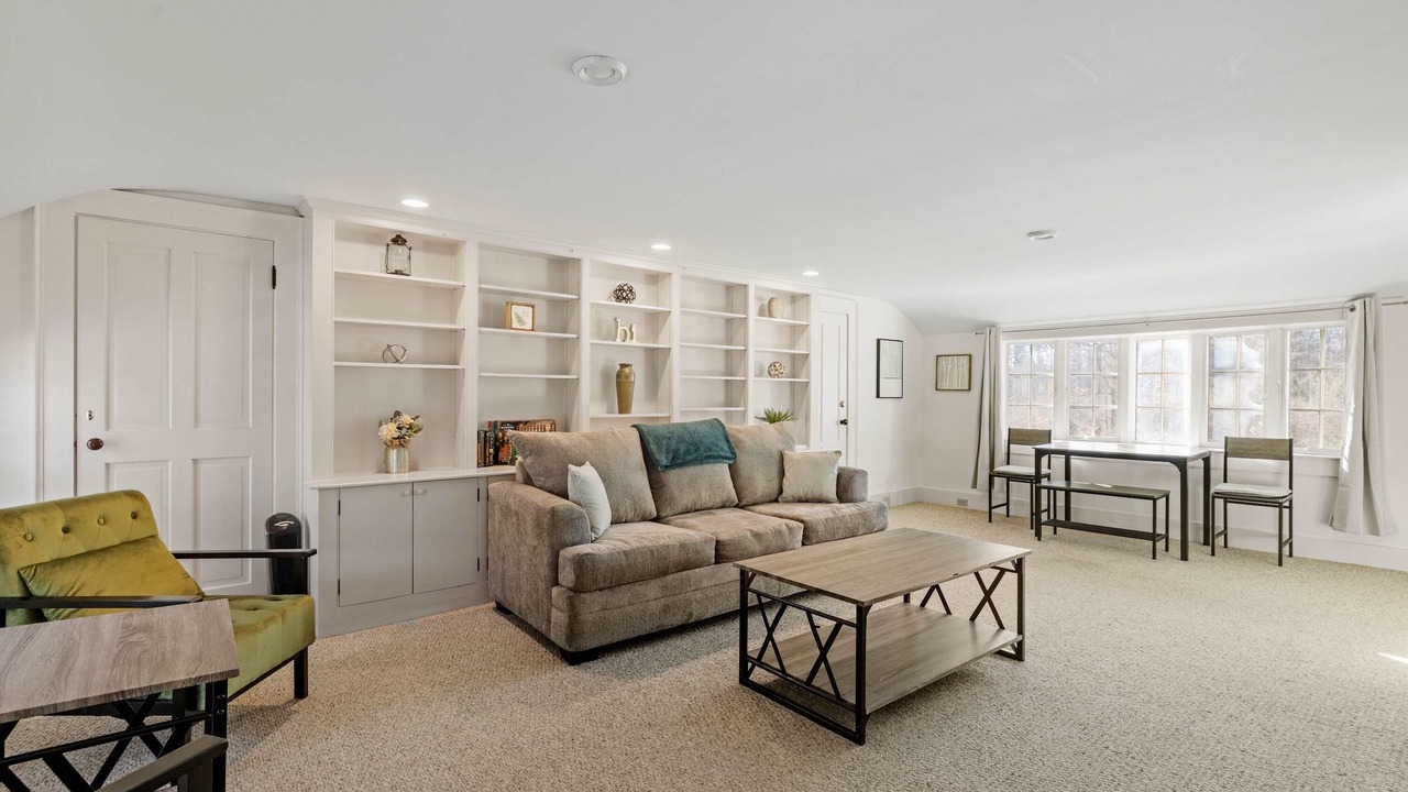 Photo of Livingroom in Concord