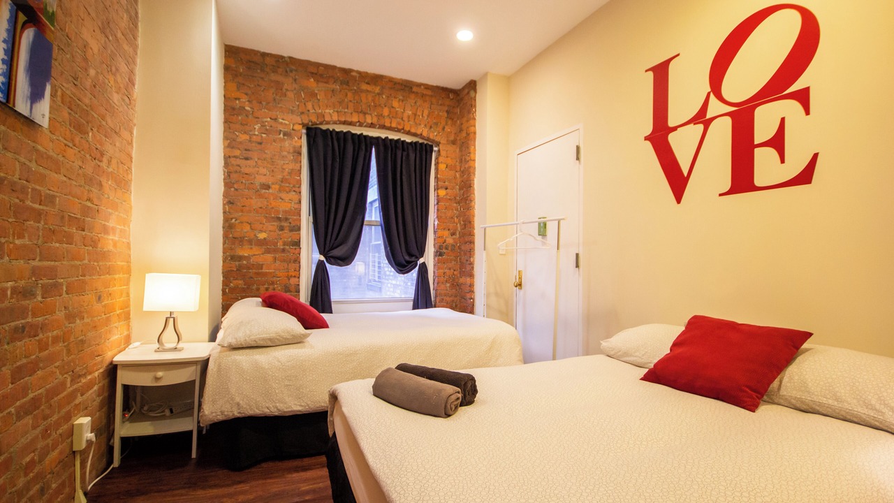 Photo of Bedroom in Midtown
