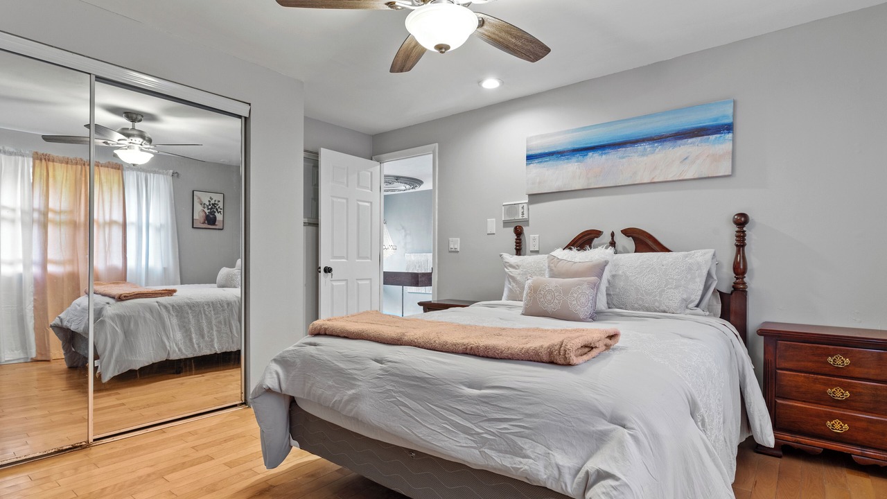 Photo of Bedroom in New London