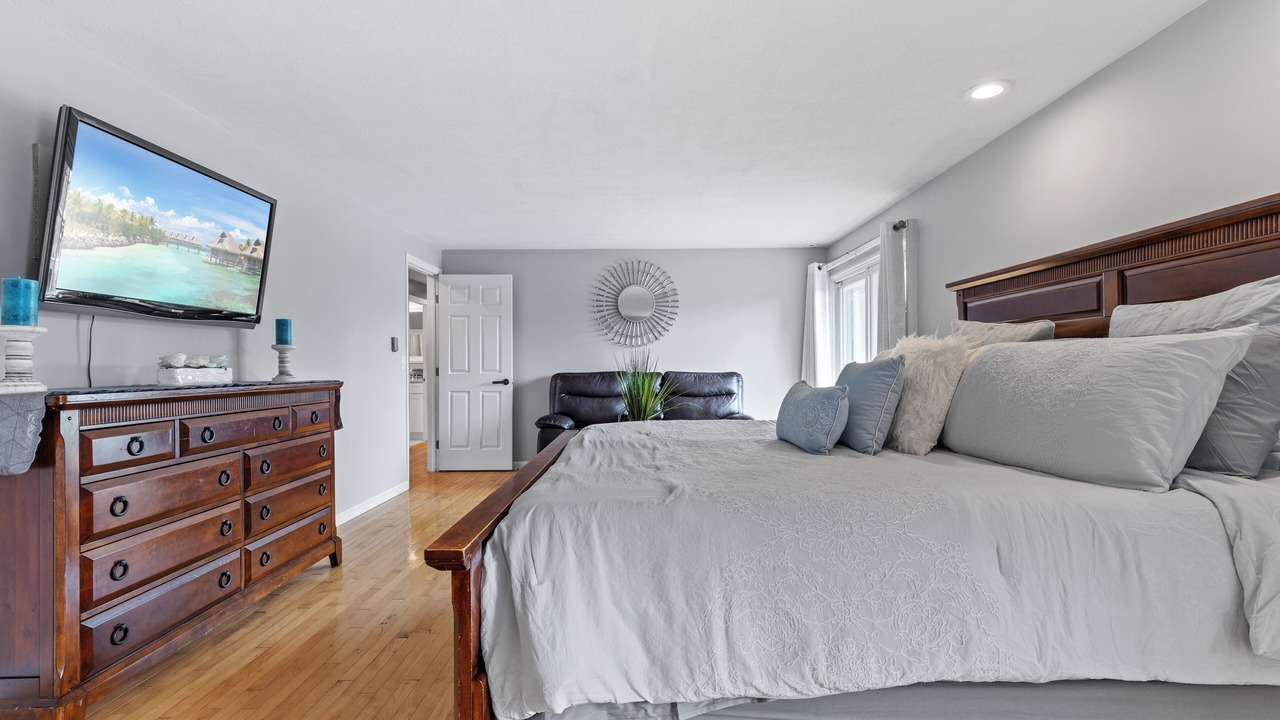Photo of Bedroom in New London