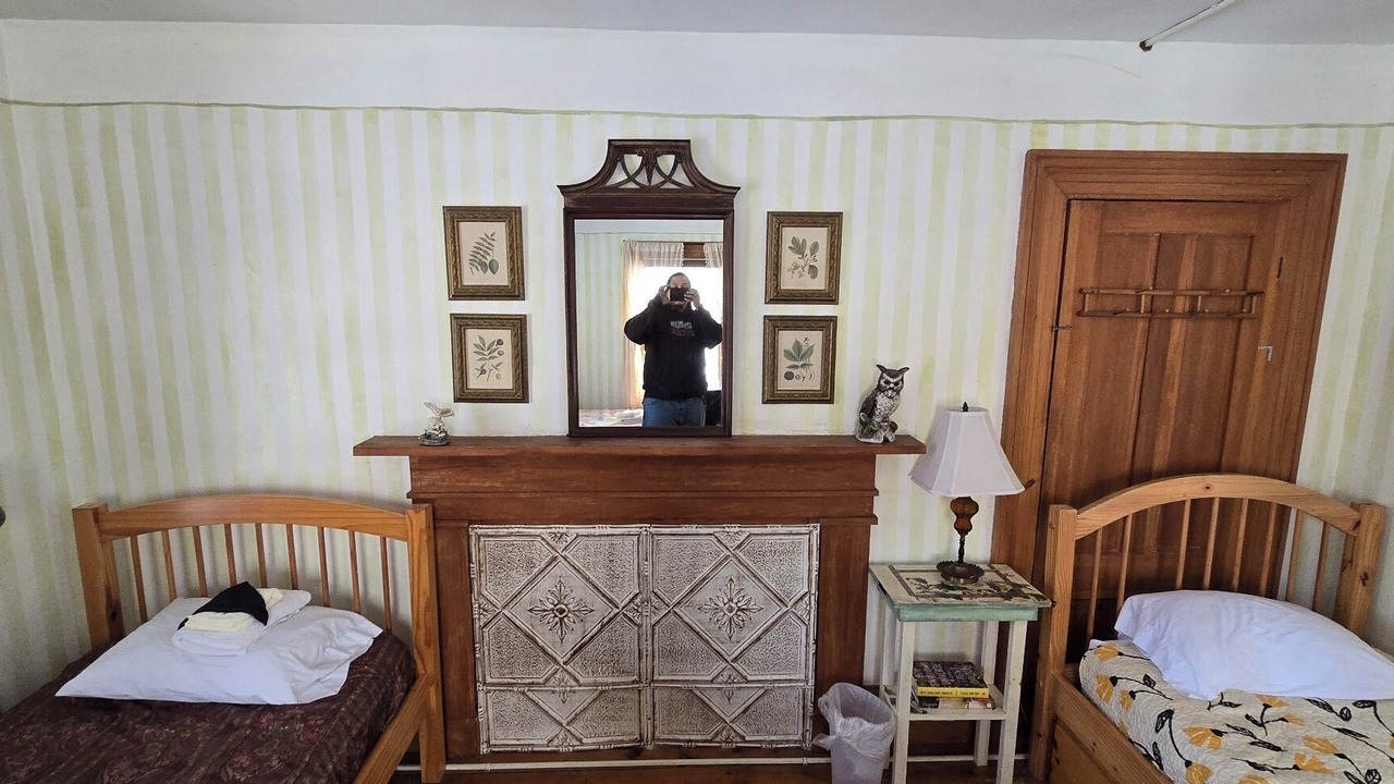 Photo of Bedroom in Rowe