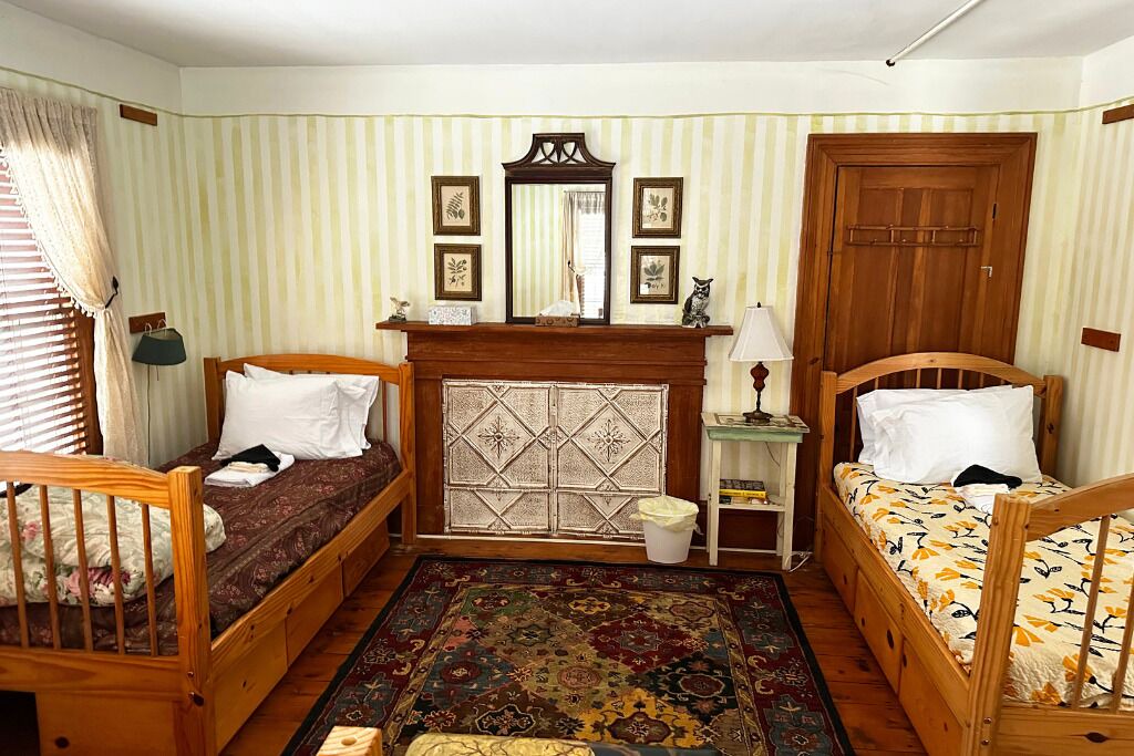 Photo of Bedroom in Rowe