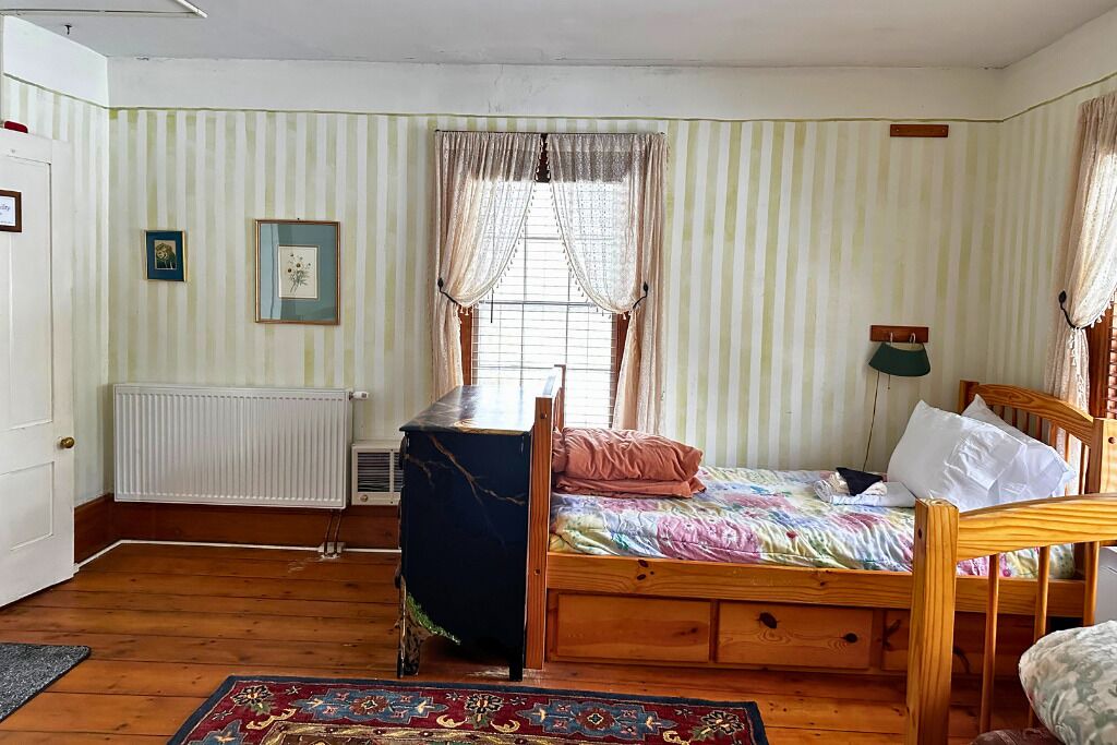 Photo of Bedroom in Rowe