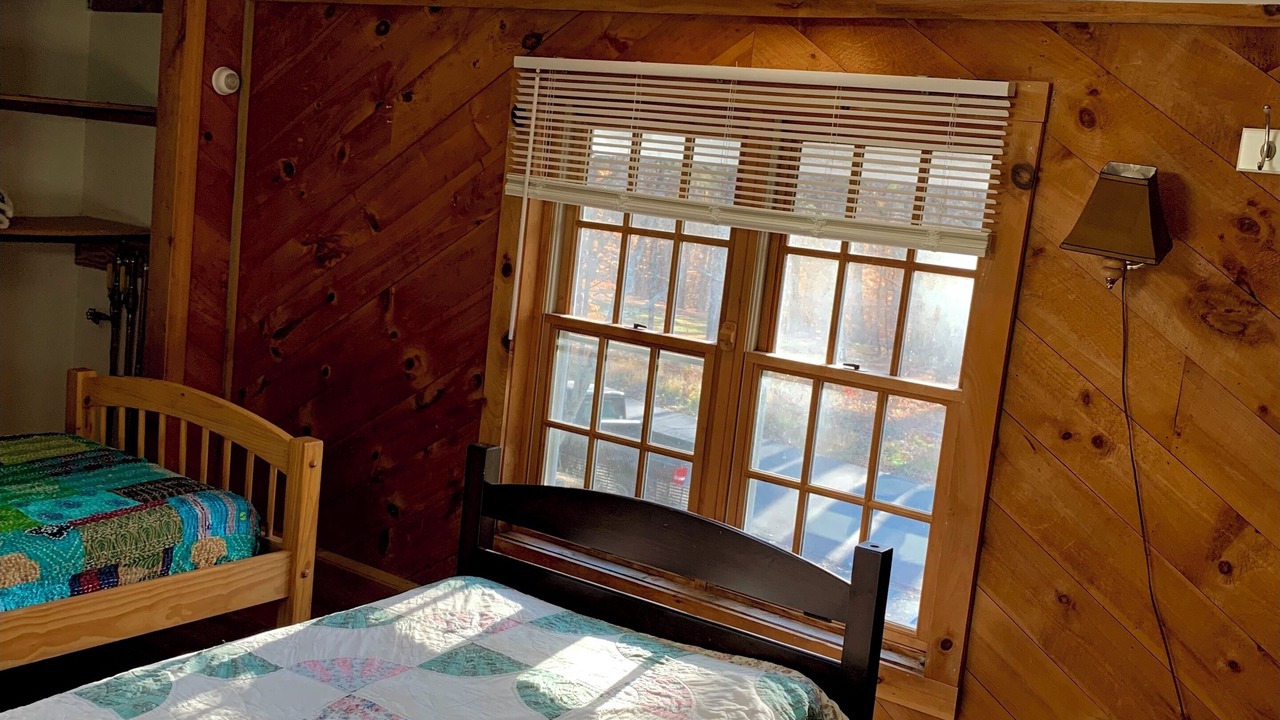 Photo of Bedroom in Rowe
