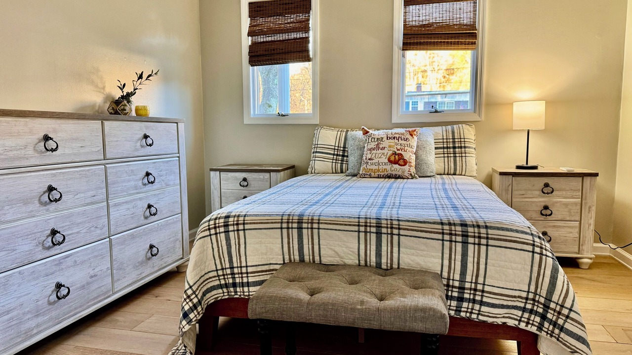 Photo of Bedroom in Mount Marion