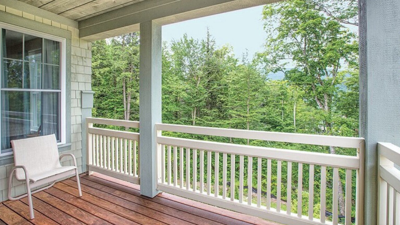 Photo of Patio Balcony in Jeffersonville