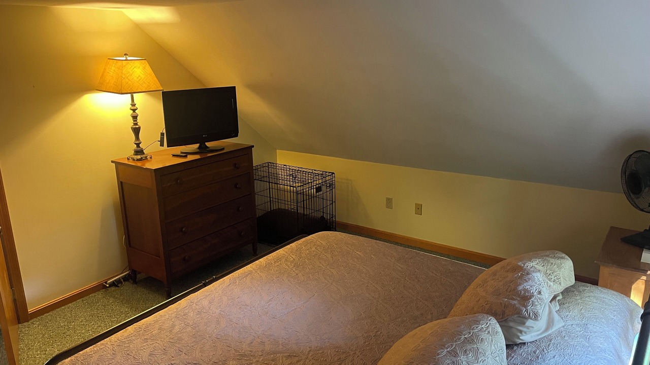 Photo of Bedroom in Moultonborough