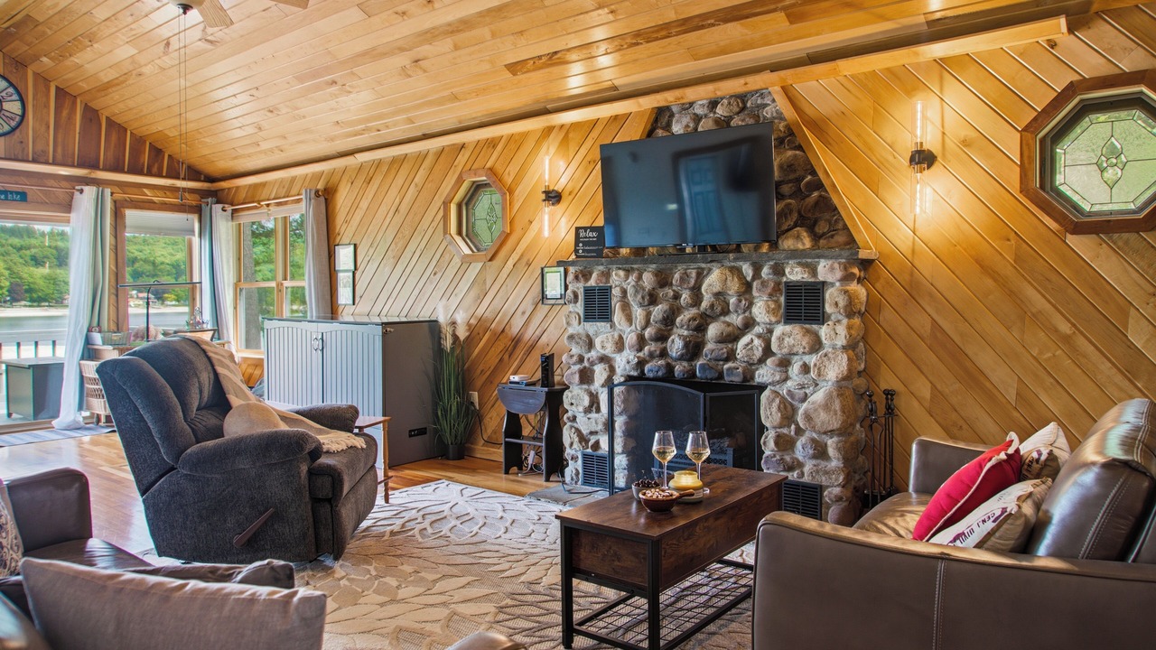 Photo of Livingroom in Hamilton