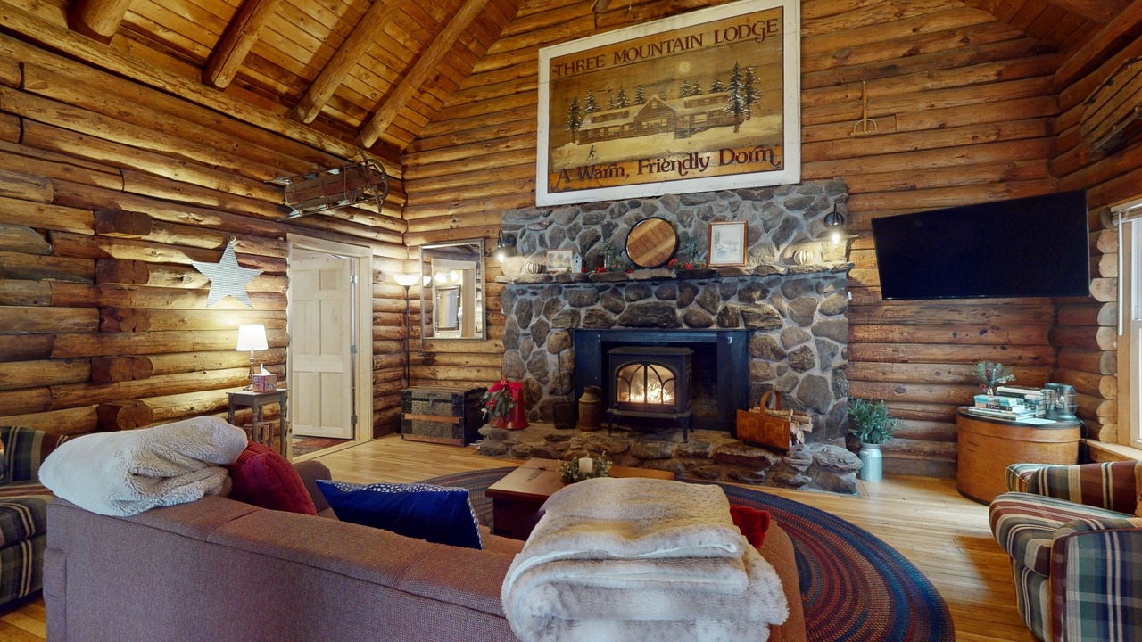 Photo of Livingroom in Jeffersonville