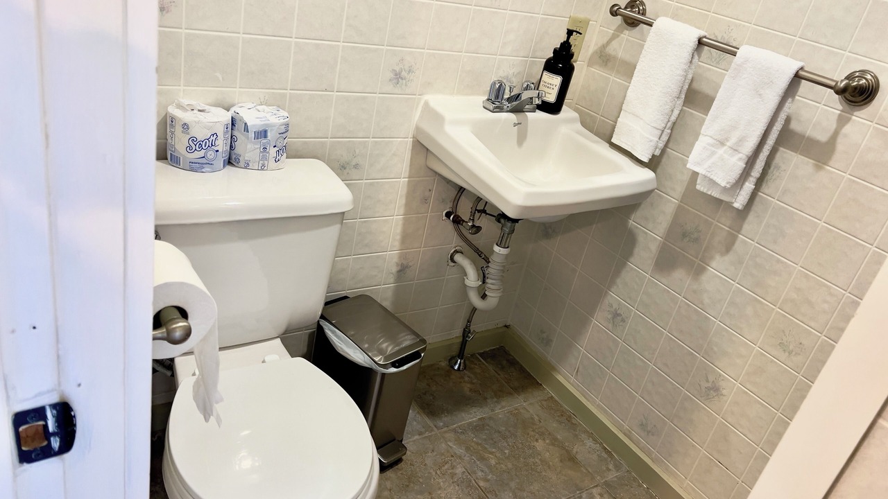 Photo of Bathroom in Ocean Park