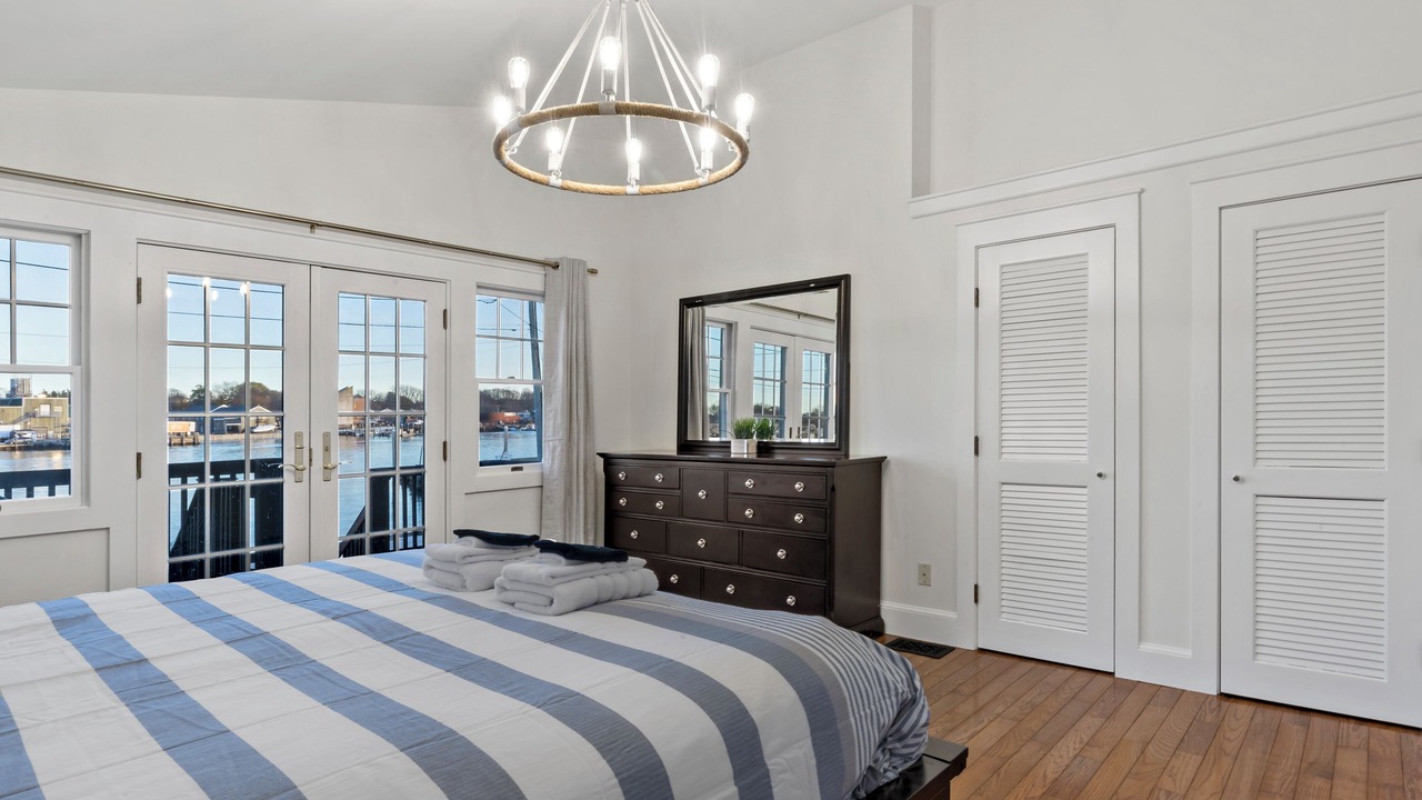 Photo of Bedroom in Warren