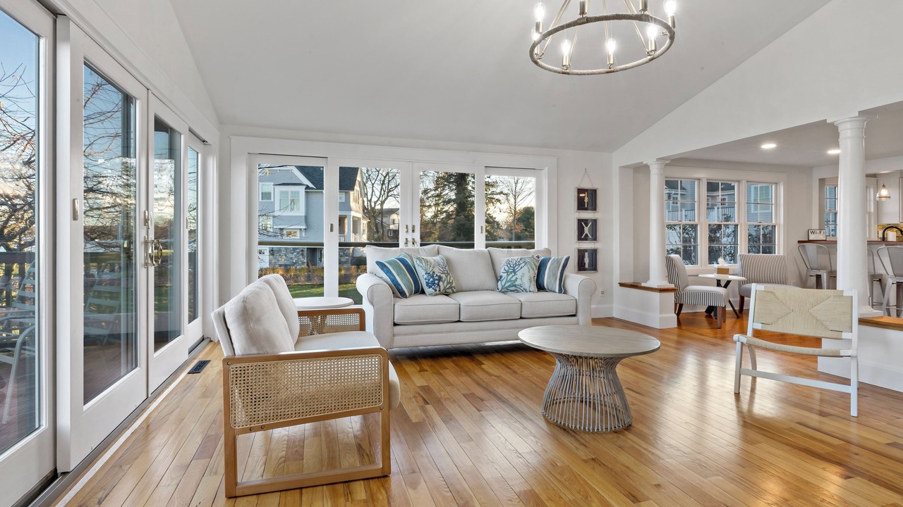 Photo of Livingroom in Warren