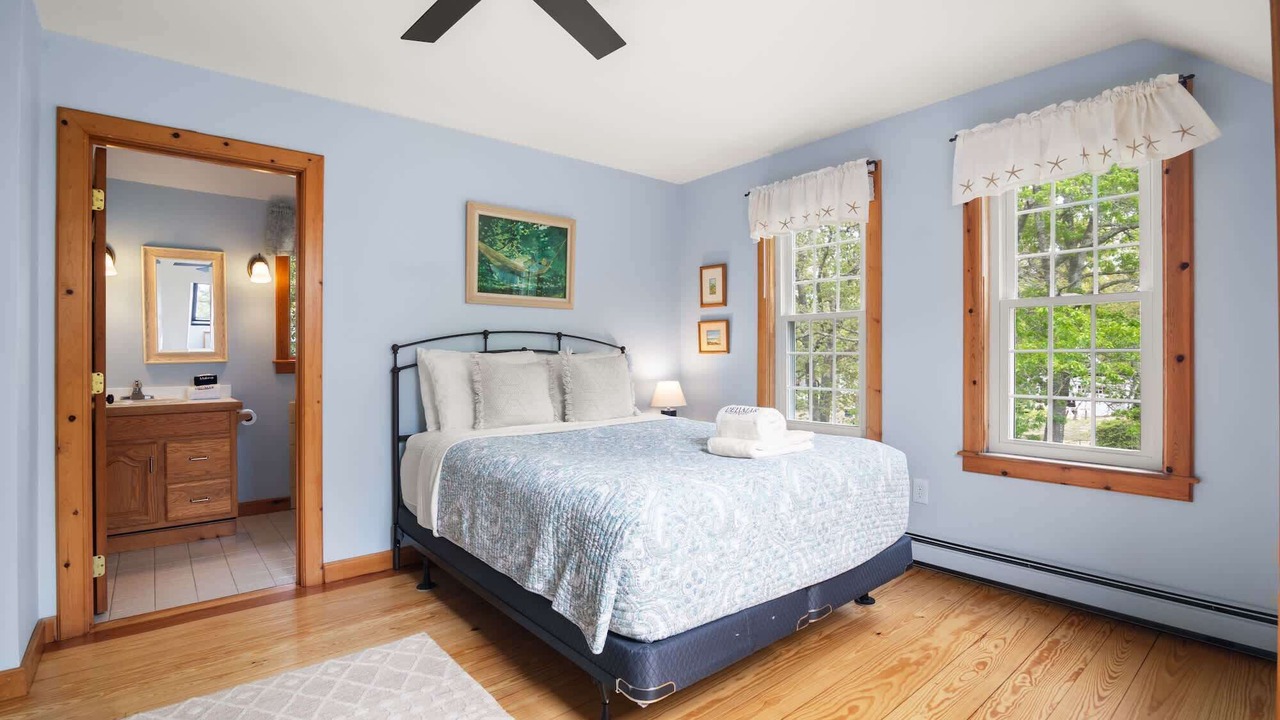 Photo of Bedroom in North Eastham