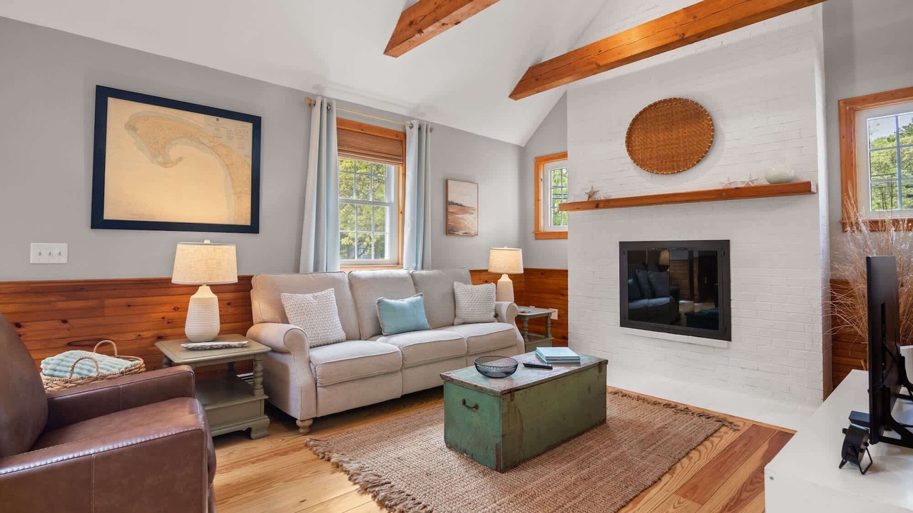 Photo of Livingroom in North Eastham