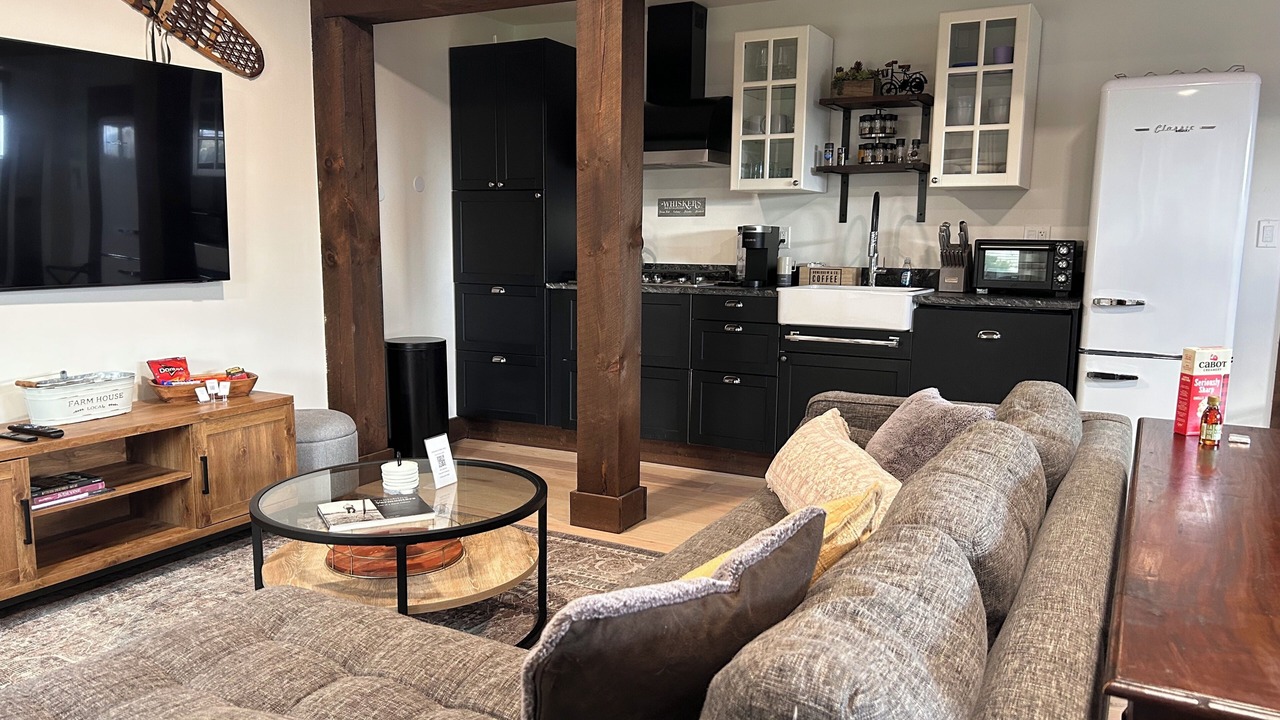Photo of Livingroom in Waterbury Center