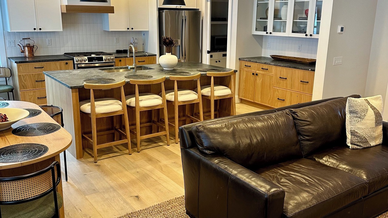 Photo of Livingroom in Stowe Area