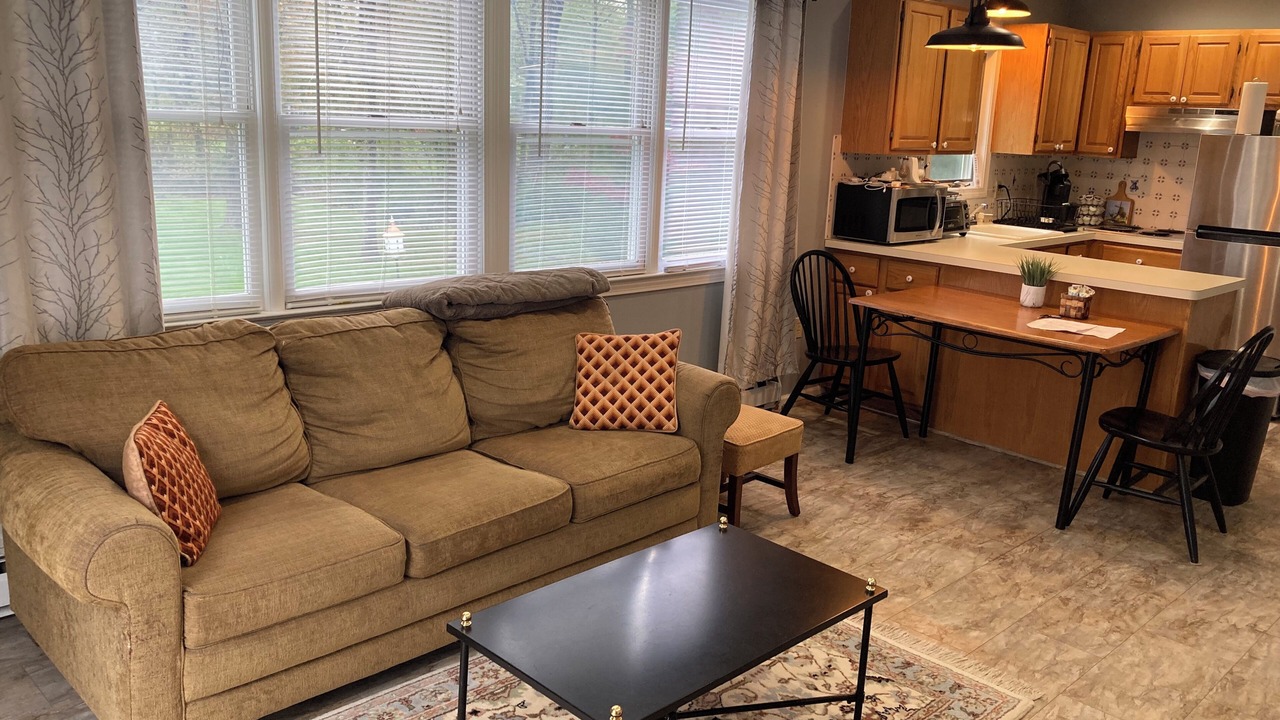 Photo of Livingroom in Southbury