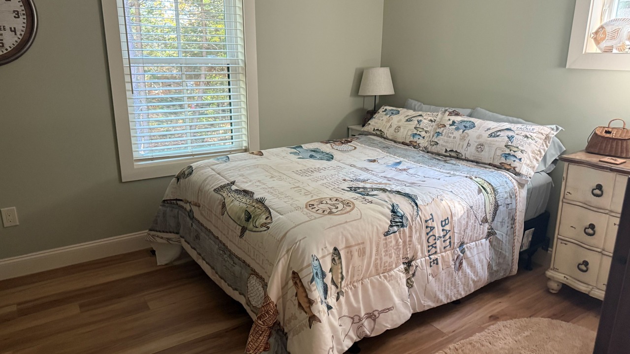 Photo of Bedroom in Moultonborough