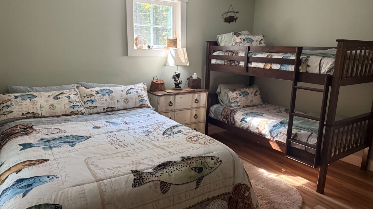 Photo of Bedroom in Moultonborough
