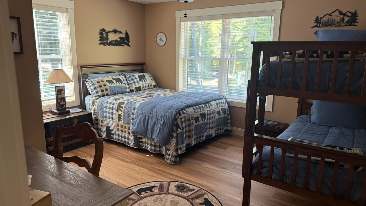 Photo of Bedroom in Moultonborough